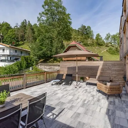 アパート Hideaway - Stylisch, Ruhig, Topausstattung, Infrarotsauna, Dachterrasse *