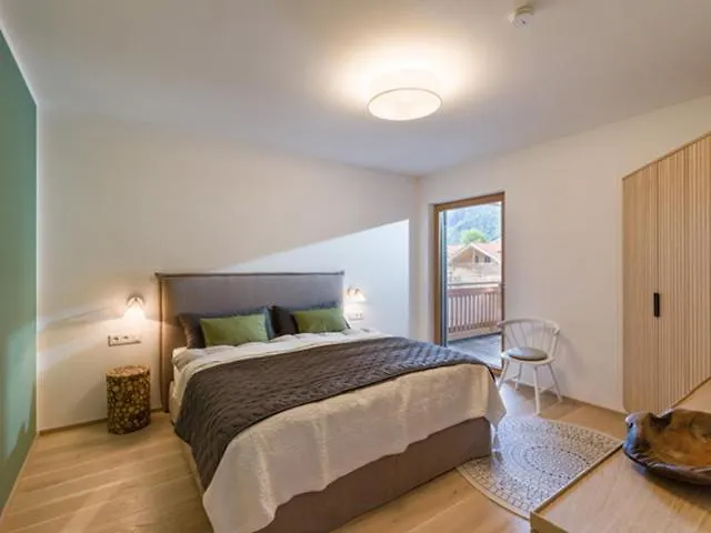 Hideaway - Stylisch, Ruhig, Topausstattung, Infrarotsauna, Dachterrasse Daire