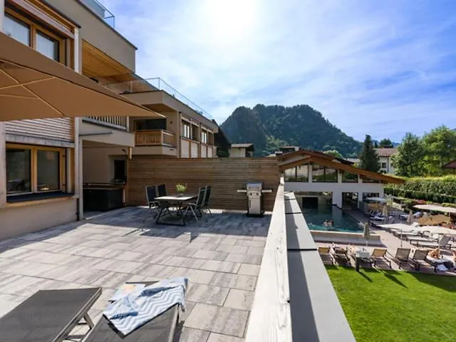Apartment Hideaway - Stylisch, Ruhig, Topausstattung, Infrarotsauna, Dachterrasse *
